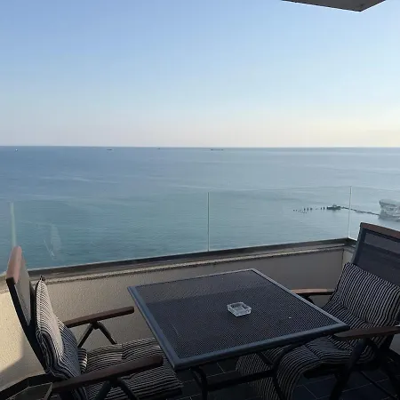 Apartamento Bs1 Beachfront Penthouse Ocean View Durrës